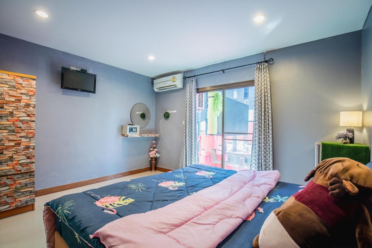 مبيت وإفطار Menulis Coolly House Patong المظهر الخارجي الصورة