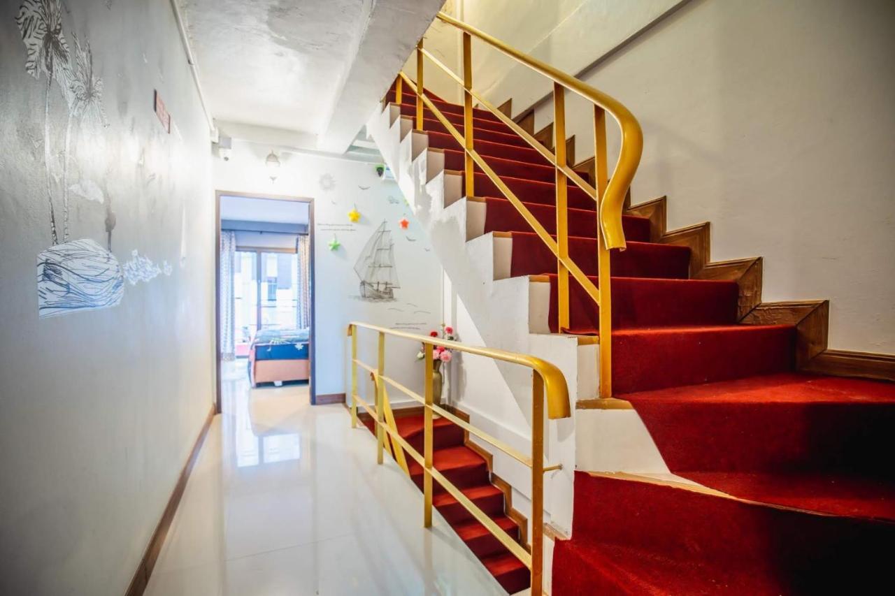 مبيت وإفطار Menulis Coolly House Patong المظهر الخارجي الصورة